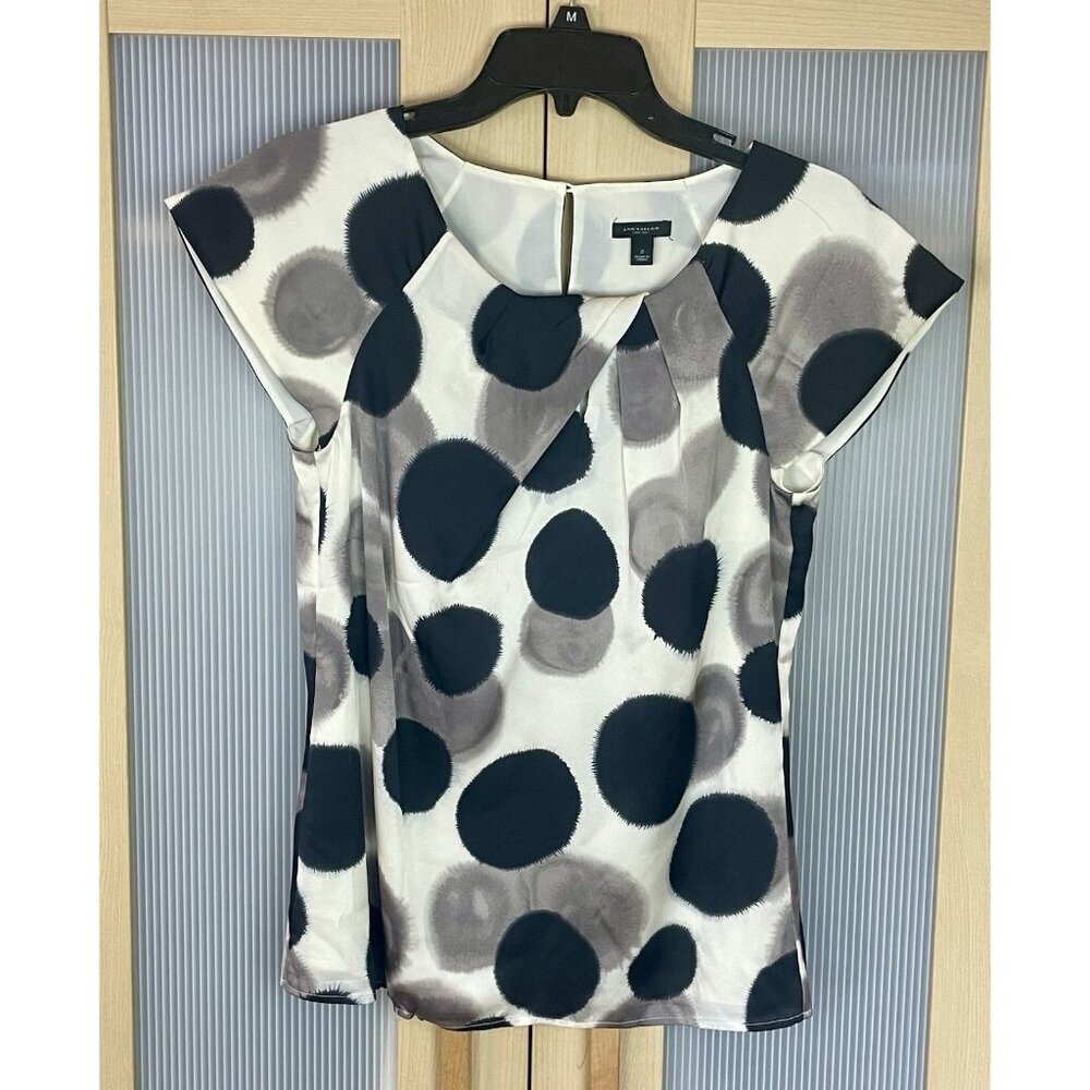 Ann Taylor Womens Silk Top Sz 2 Shirt Blouse Polka Dot Short Sleeve Party Career